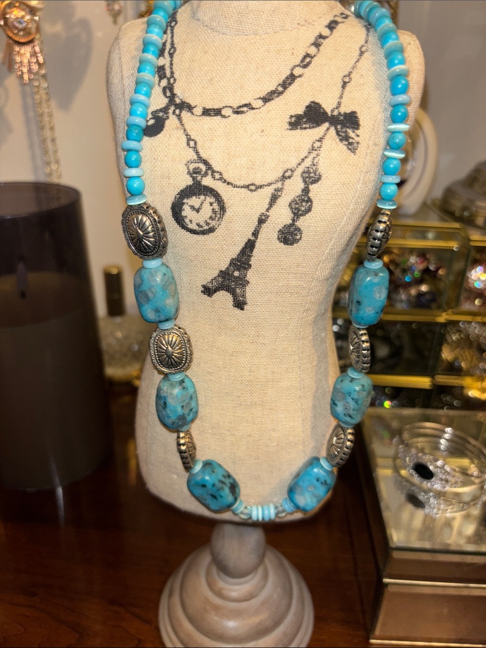 Stone Turquoise look Bead Statement Necklace - Blue